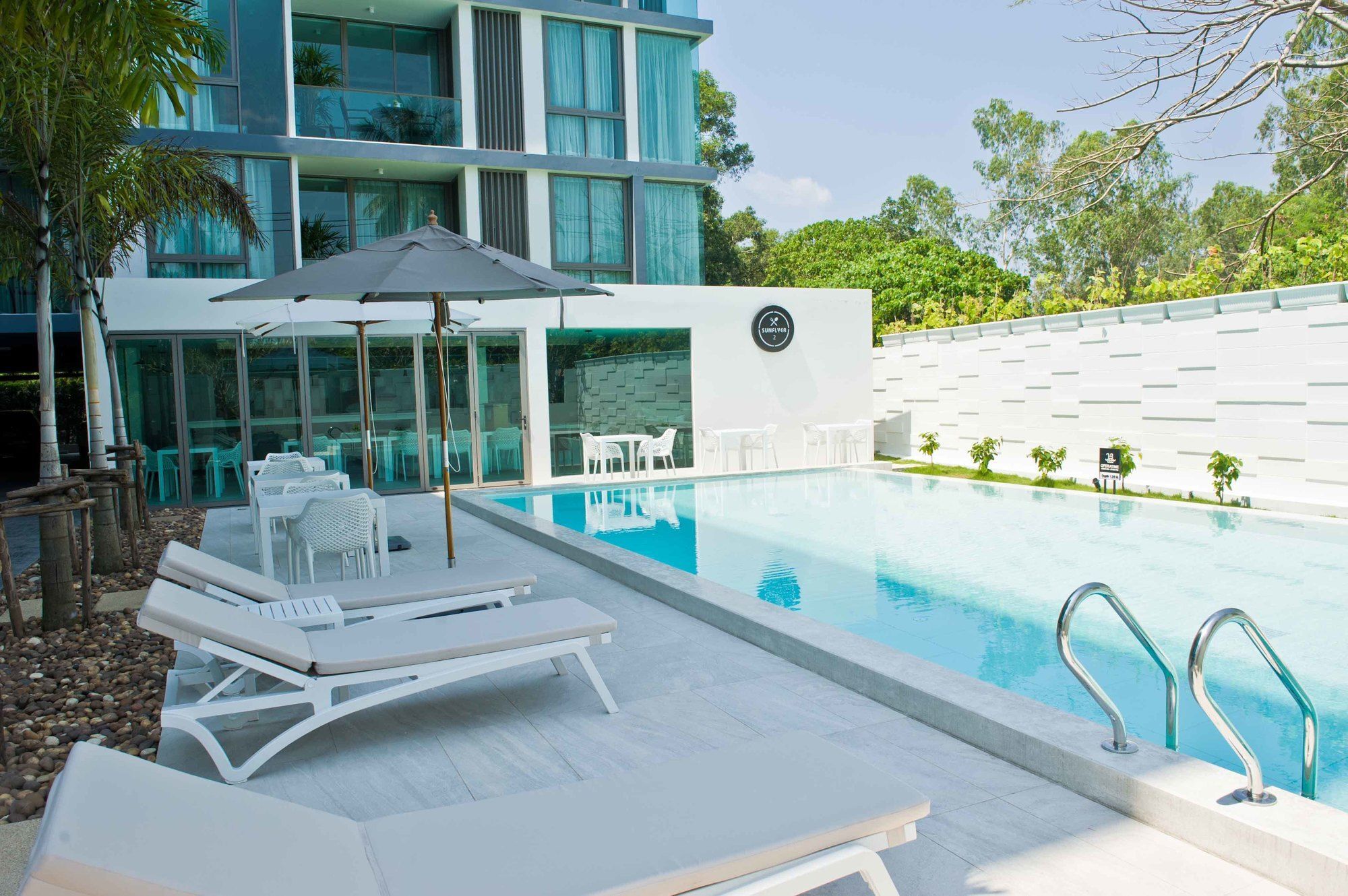 Ocean Stone Apartment Phuket Екстериор снимка